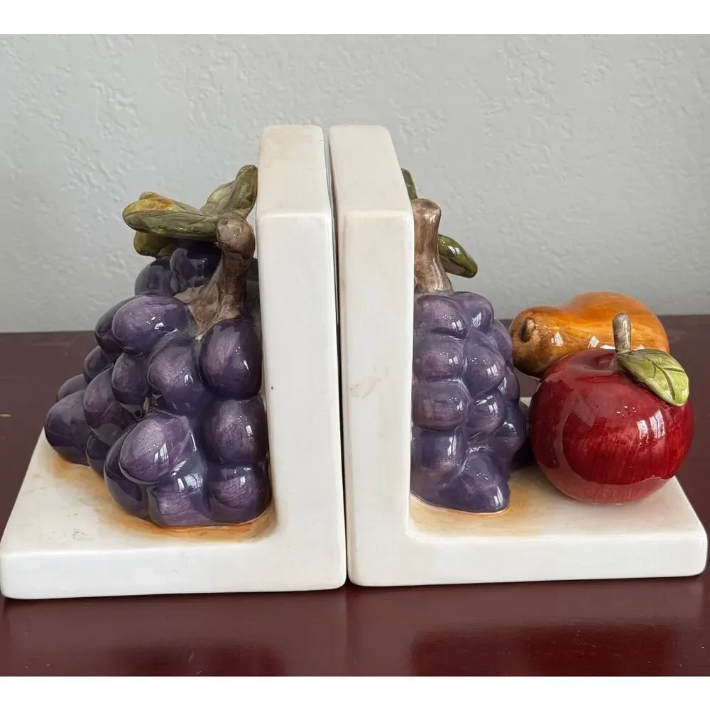 Vintage Home Interiors Sonoma Villa Ceramic Fruit Grape Bookends Set of 2